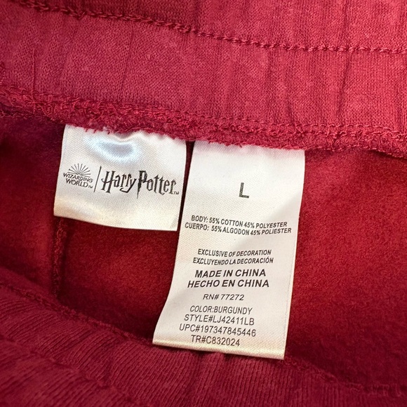 Wizarding World of Harry Potter Jogger Sweatpants | Maroon | Size Large 🦉✨❤️ - Picture 13 of 13